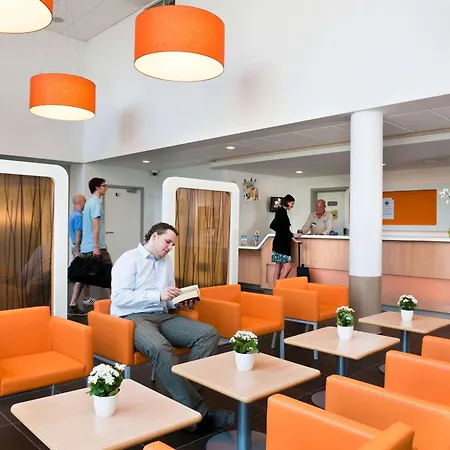 Ibis Budget Centrum Station Hotel Bruges