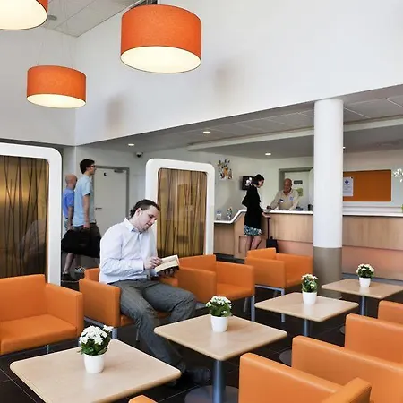 Ibis Budget Centrum Station Hotel Bruges